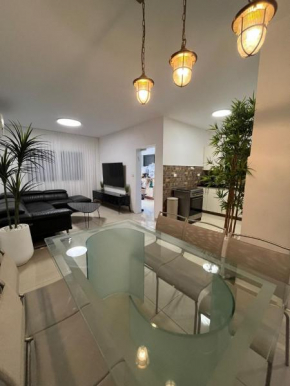 Adele suite
